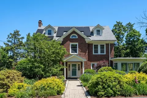 42 Fairmont St, Belmont, MA 02478