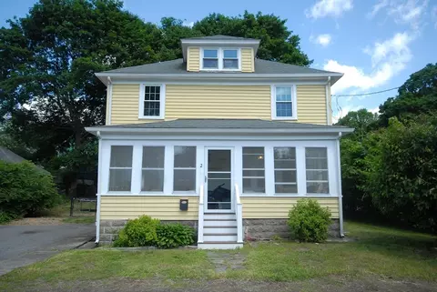 2 Sherman St, Maynard, MA 01754