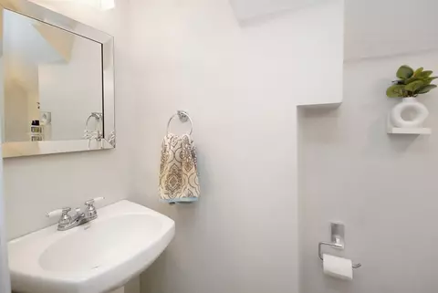Bath - 2 Sherman St, Maynard, MA 01754 photo 1 of 2
