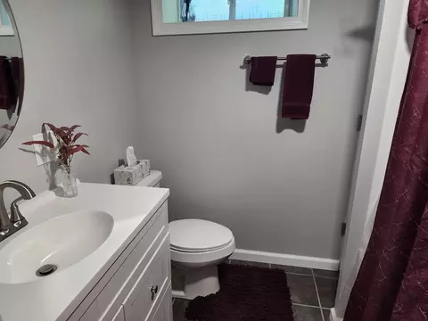 235 Chalmers St, Springfield, MA 01118 photo 29