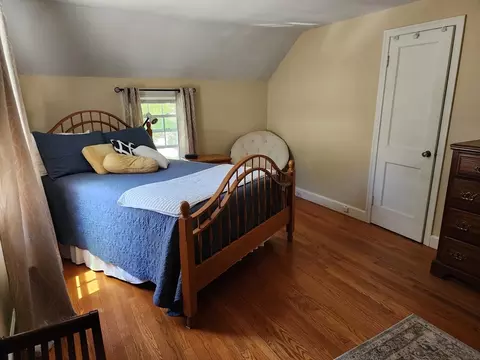 235 Chalmers St, Springfield, MA 01118 photo 27