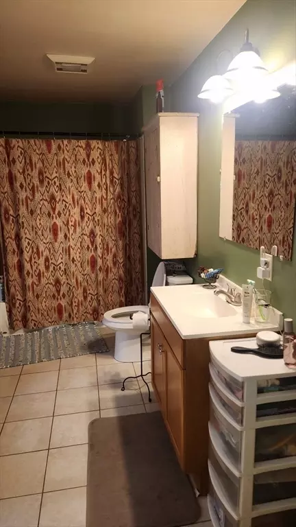Bath - 54 Bacon St, Warren, MA 01083 photo 2 of 2