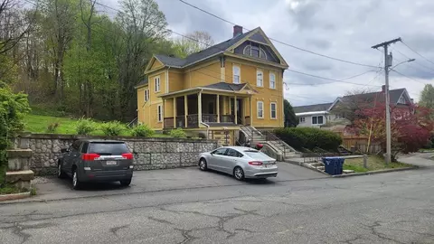 Exterior - 54 Bacon St, Warren, MA 01083 photo 2 of 7