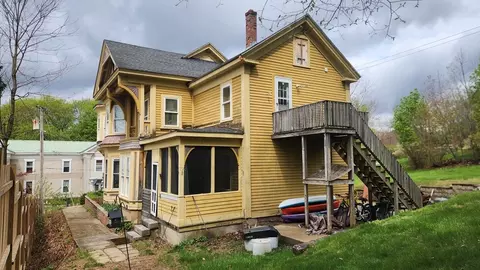 Exterior - 54 Bacon St, Warren, MA 01083 photo 4 of 7