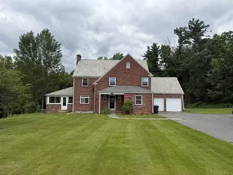 2055 Allen St, Springfield, MA 01118