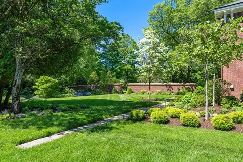 Exterior - 15 Farm St, Dover, MA 02030 photo 11 of 14