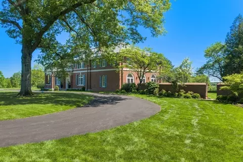 Exterior - 15 Farm St, Dover, MA 02030 photo 5 of 14
