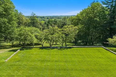Exterior - 15 Farm St, Dover, MA 02030 photo 6 of 14