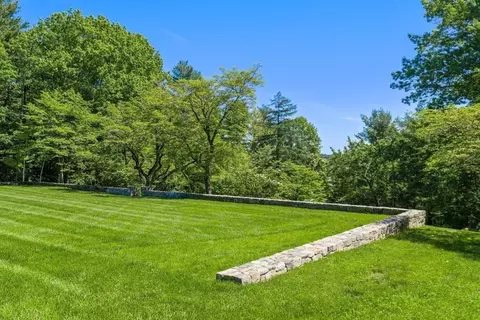 Exterior - 15 Farm St, Dover, MA 02030 photo 7 of 14