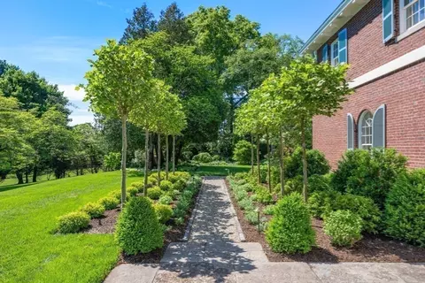 Exterior - 15 Farm St, Dover, MA 02030 photo 14 of 14