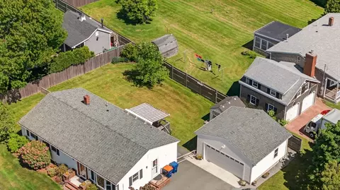 View/Area - 131 Spring St, Fairhaven, MA 02719 photo 1 of 2