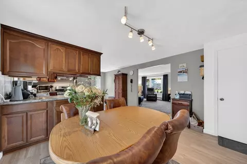 Dining - 131 Spring St, Fairhaven, MA 02719 photo 3 of 3