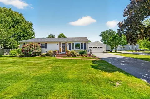 Exterior - 131 Spring St, Fairhaven, MA 02719 photo 12 of 13