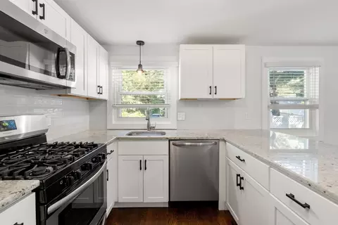 Kitchen - 164 B East Central St #B, Natick, MA 01760 photo 1 of 3