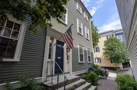 16 Cordis St #16, Boston, MA 02129