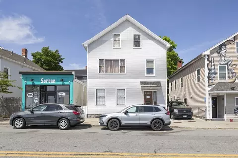 1359 Purchase St, New Bedford, MA 02740