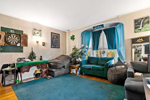 Living - 216 Prospect St, Fall River, MA 02720 photo 5 of 8