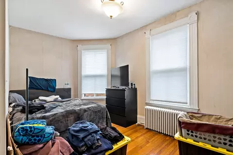 Bedroom - 216 Prospect St, Fall River, MA 02720 photo 3 of 7