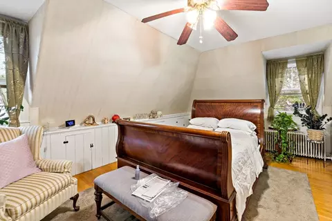 Bedroom - 216 Prospect St, Fall River, MA 02720 photo 5 of 7