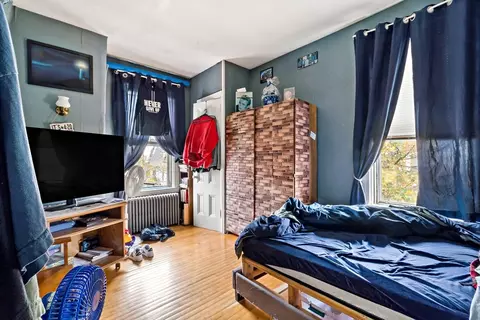 Bedroom - 216 Prospect St, Fall River, MA 02720 photo 4 of 7