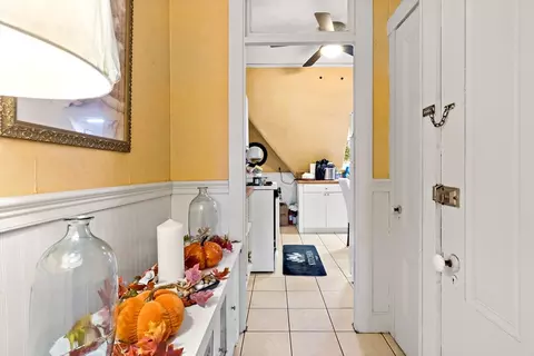 Entry Way - 216 Prospect St, Fall River, MA 02720 photo 4 of 4