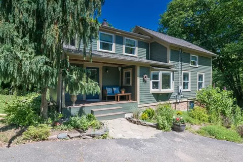 44 Linseed Rd, Hatfield, MA 01038