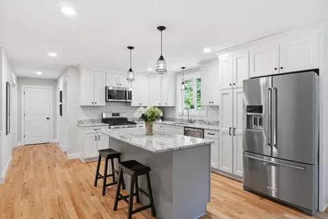 109 Thurlow St, Georgetown, MA 01833 photo 9