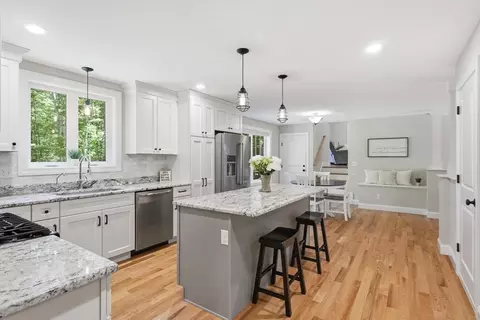109 Thurlow St, Georgetown, MA 01833 photo 7