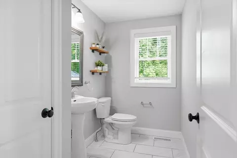 109 Thurlow St, Georgetown, MA 01833 photo 17
