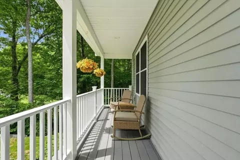 109 Thurlow St, Georgetown, MA 01833 photo 3