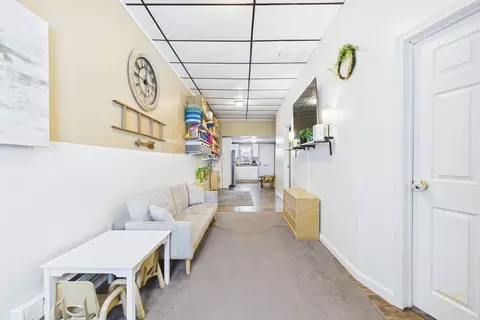 Entry Way - 615 Robeson St, Fall River, MA 02720 photo 1 of 7