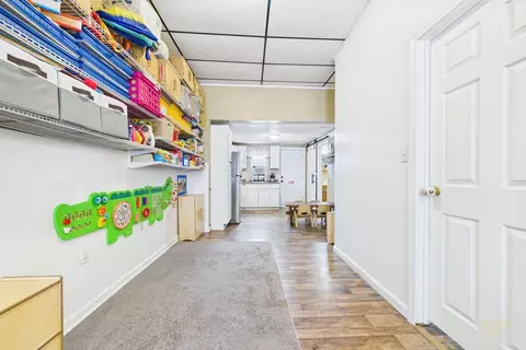 Entry Way - 615 Robeson St, Fall River, MA 02720 photo 4 of 7