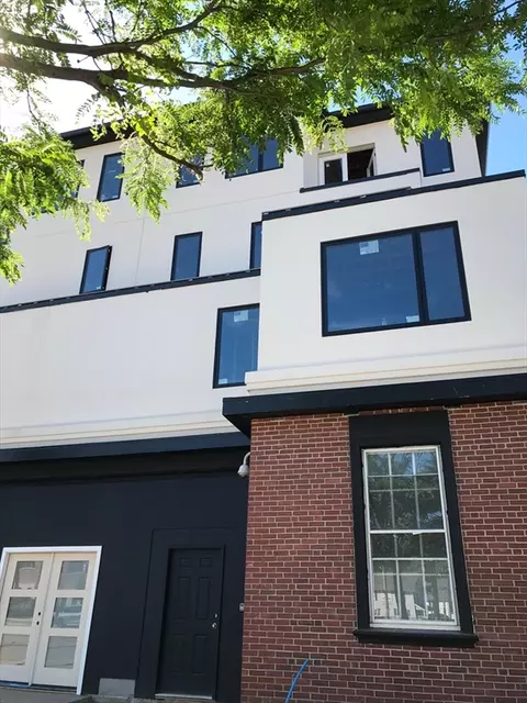 979 Main St #8, Walpole, MA 02081