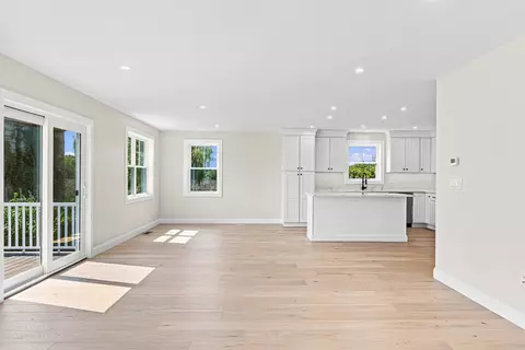Living - 42 Ross St, Fall River, MA 02723 photo 1 of 3