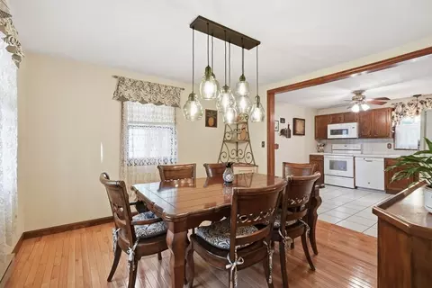 Dining - 3 Barrows Rd, Worcester, MA 01609 photo 2 of 3