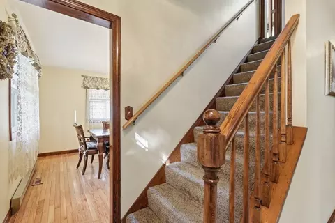 Entry Way - 3 Barrows Rd, Worcester, MA 01609 photo 1 of 1