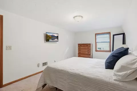 Bedroom - 3 Barrows Rd, Worcester, MA 01609 photo 6 of 8