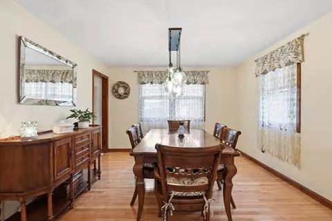 Dining - 3 Barrows Rd, Worcester, MA 01609 photo 3 of 3