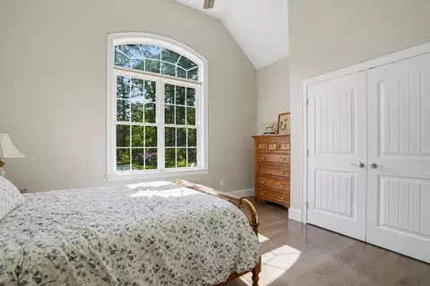 Bedroom - 27 W River St, Upton, MA 01568 photo 6 of 7