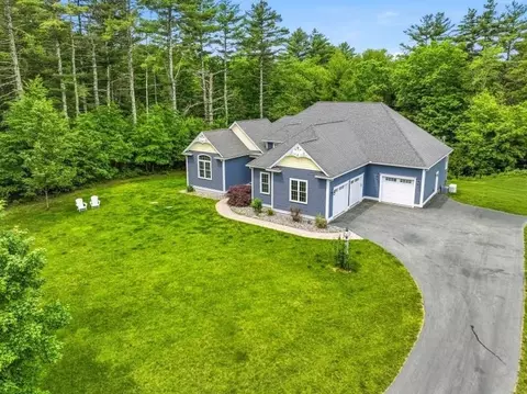 Exterior - 27 W River St, Upton, MA 01568 photo 2 of 6