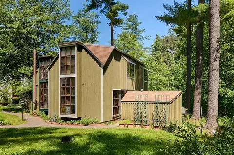 83 Crossbrook Ave #83, Amherst, MA 01002