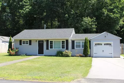 9 Douglas Cir, Smithfield, RI 02828