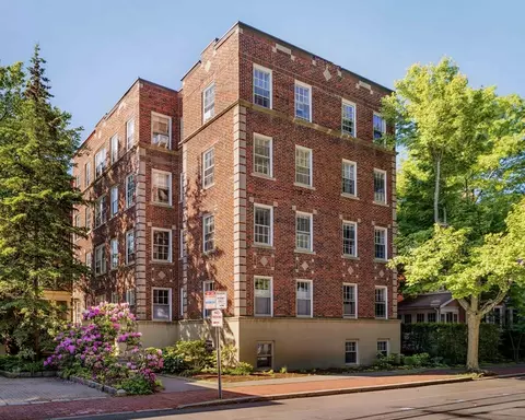 32 Shepard St #21, Cambridge, MA 02138
