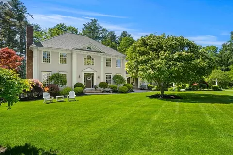 111 Abbot St, Andover, MA 01810