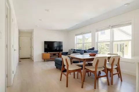 Dining - 51 Bryant St #51, Everett, MA 02149 photo 3 of 4