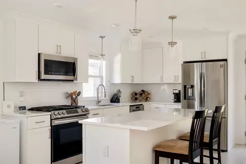 Kitchen - 51 Bryant St #51, Everett, MA 02149 photo 2 of 5