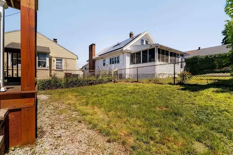 Exterior - 51 Bryant St #51, Everett, MA 02149 photo 2 of 4