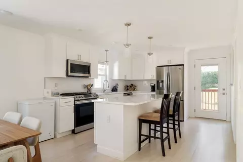 Kitchen - 51 Bryant St #51, Everett, MA 02149 photo 4 of 5