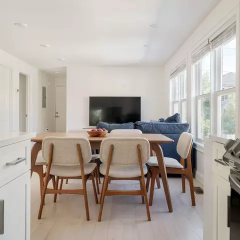 Dining - 51 Bryant St #51, Everett, MA 02149 photo 2 of 4