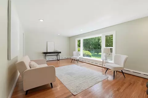 Living - 83 Druid Hill Rd, Springfield, MA 01129 photo 2 of 4